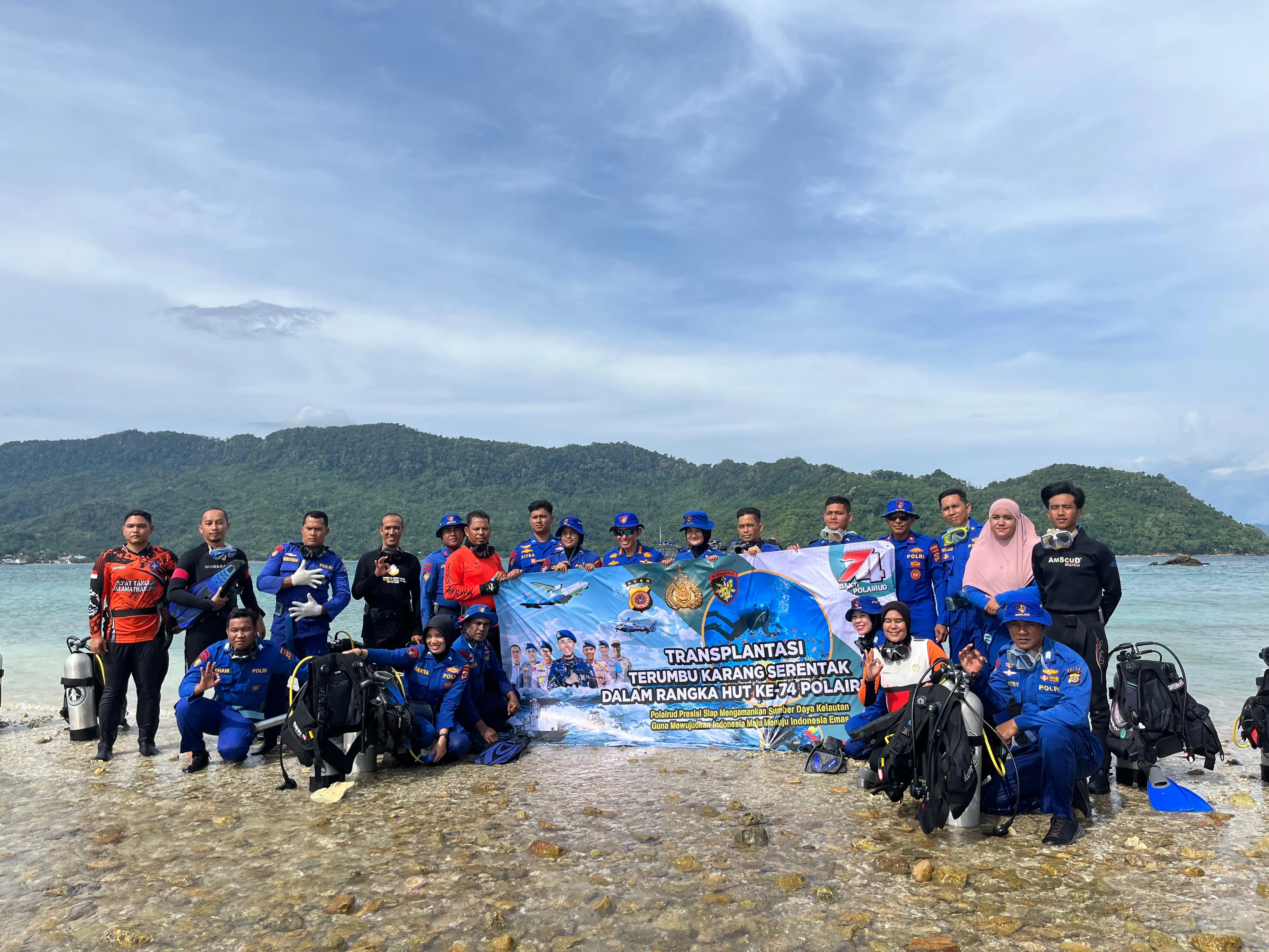 Kegiatan transplantasi coral